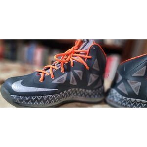 Nike Air Max Lebron 10 X GS 6 BHM Black History Month LeBron James 583109
